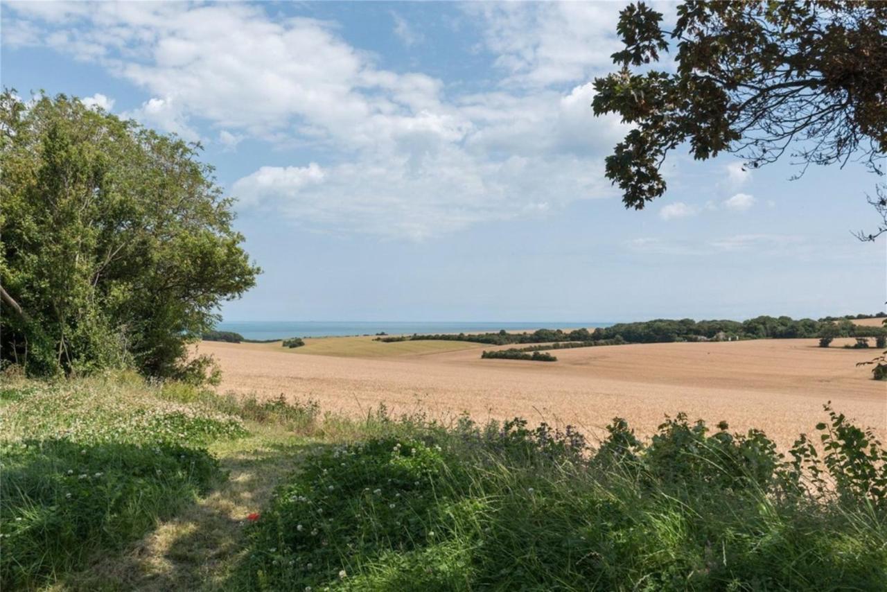Seaside Chalet - Sleeps 6 Kingsdown  Extérieur photo